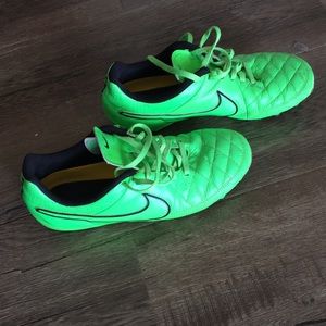 Nike tiempo soccer cleats